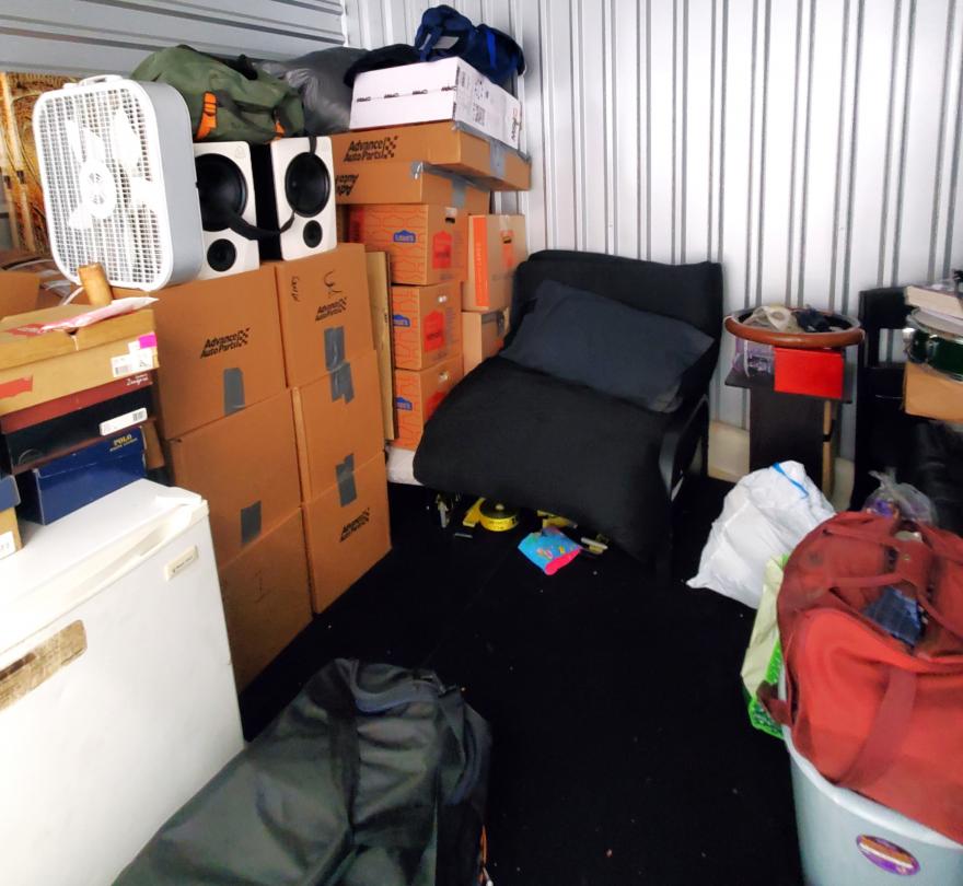 Storage Unit Auction in Vicksburg, MS at Red Dot Storage 138 ends on